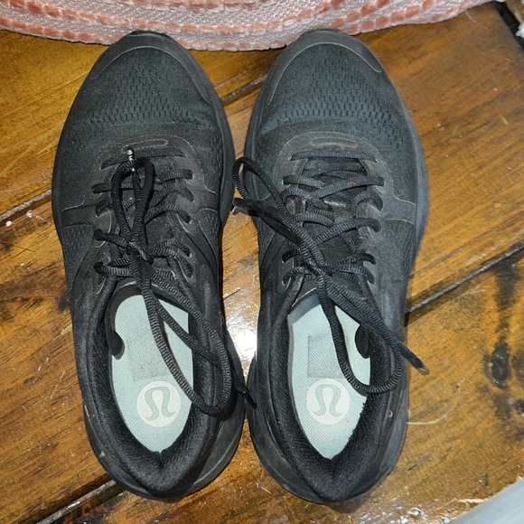 LuLuLemon Black Blissfeel Running Shoes- 7 - Picture 4 of 8
